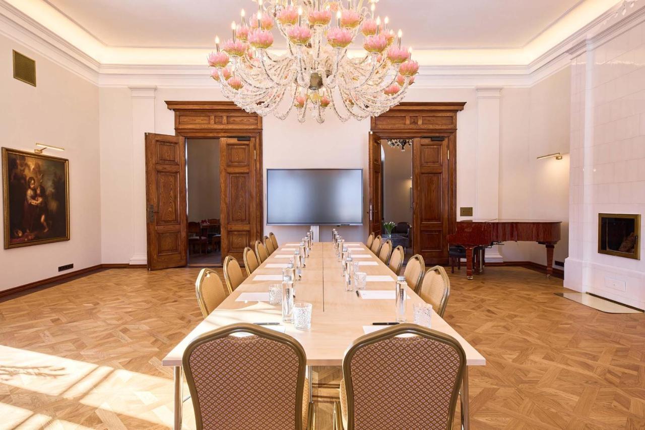 Schloss Fellin Boutique Hotel And Spa Вильянди Экстерьер фото